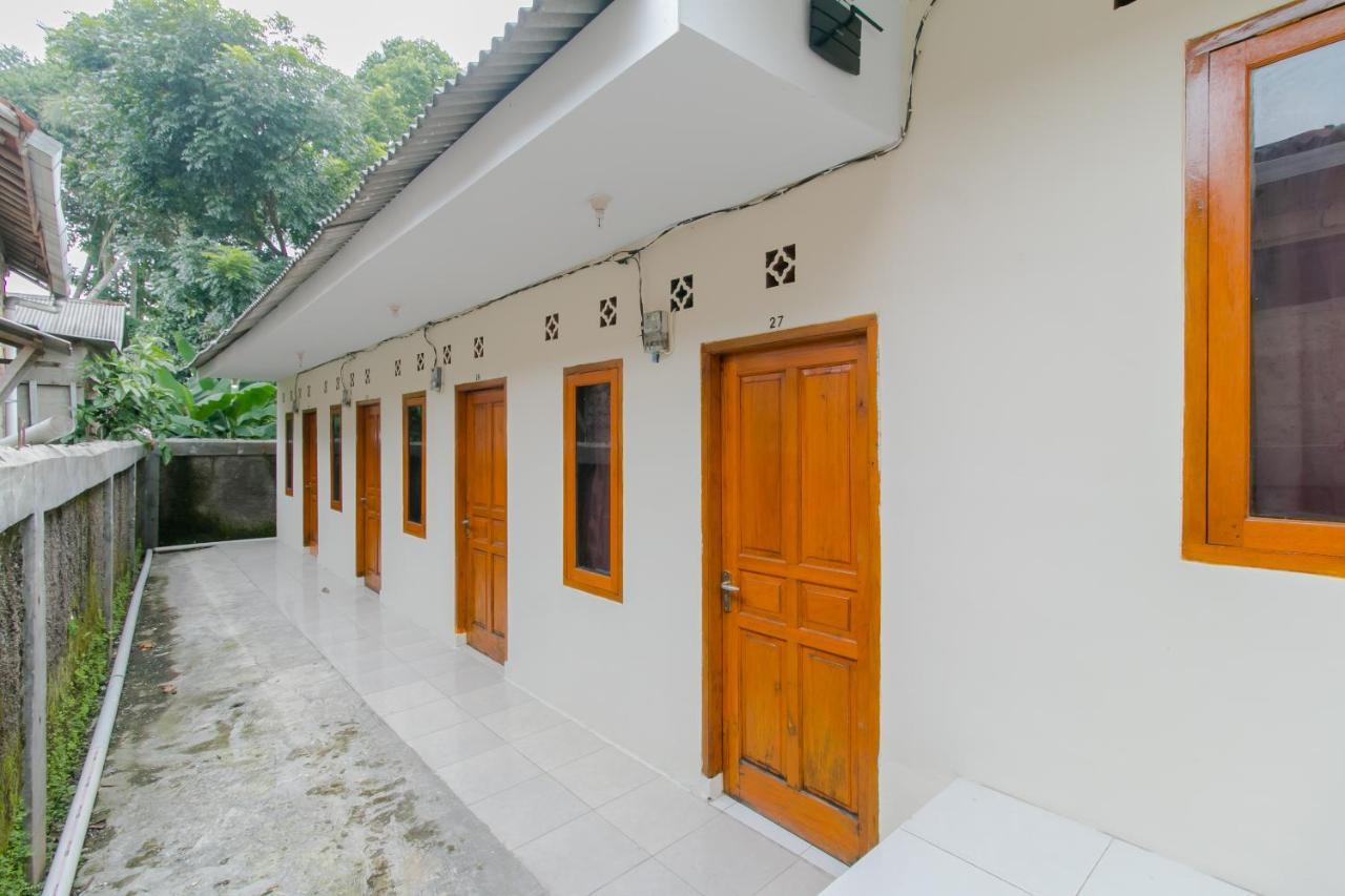 Ayu Homestay Syariah 수카부미 외부 사진
