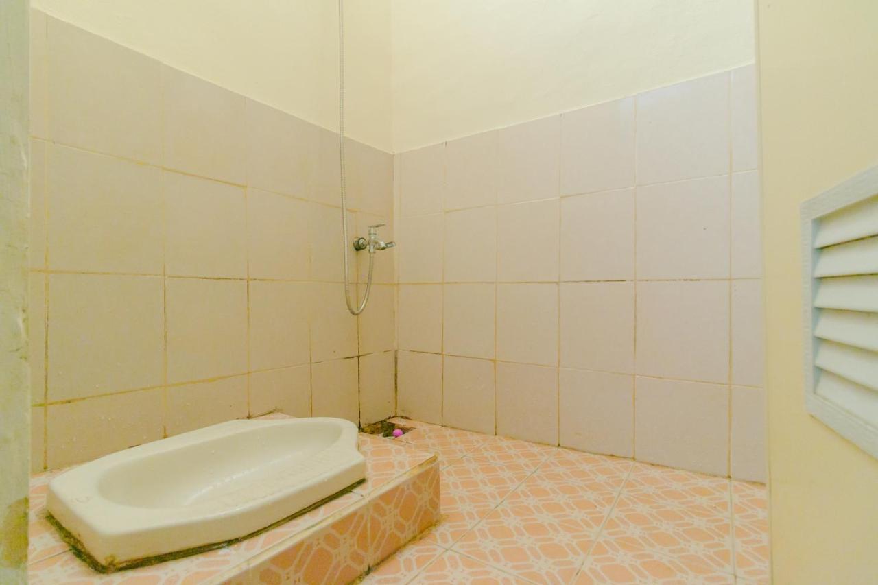 Ayu Homestay Syariah 수카부미 외부 사진